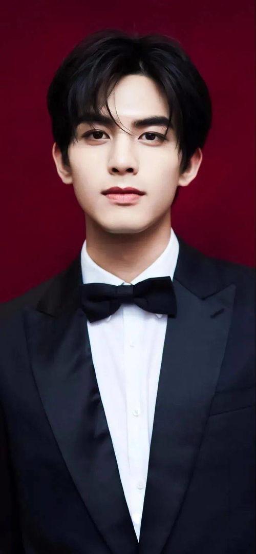 宋威龙现在照片,青春魅力不减