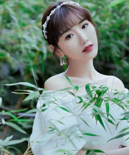 毛晓彤和陈翔照片,昔日恋人现景引热议